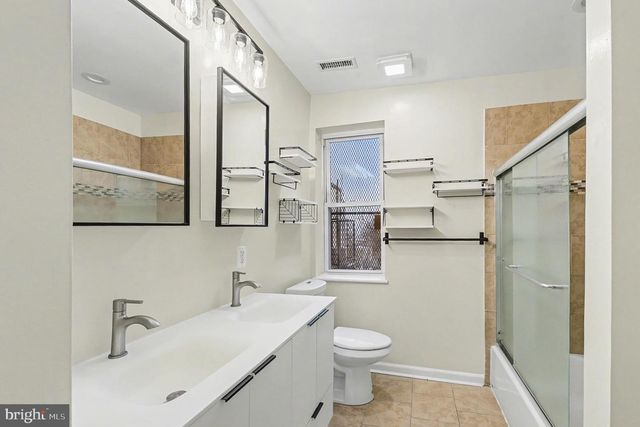 829 E CHASE ST, Baltimore, MD 21202