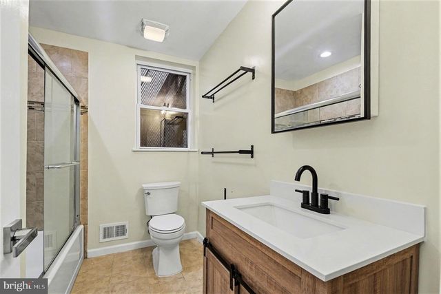 829 E CHASE ST, Baltimore, MD 21202