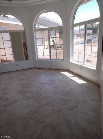 550 N Soboba, Hemet, CA 92544