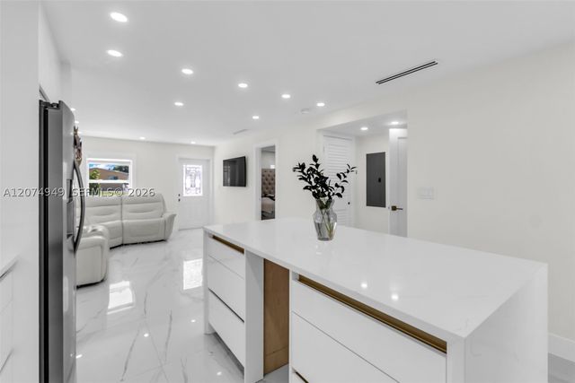 1593 Barbarie Ln, West Palm Beach, FL 33417