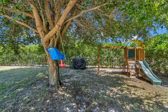 1593 Barbarie Ln, West Palm Beach, FL 33417