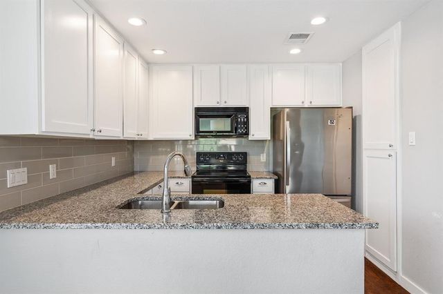 1748 Ohlen RD 22, Austin, TX 78757