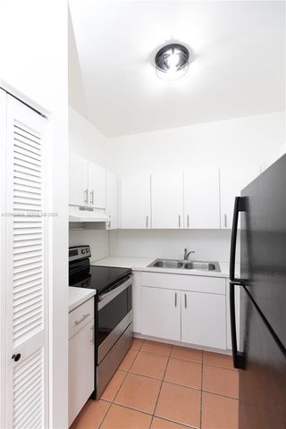 3007 Bird Avenue 11, Miami, FL 33133