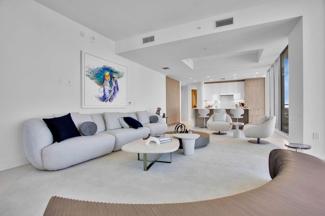 153 N Seabreeze Boulevard 2205-S, Fort Lauderdale, FL 33304