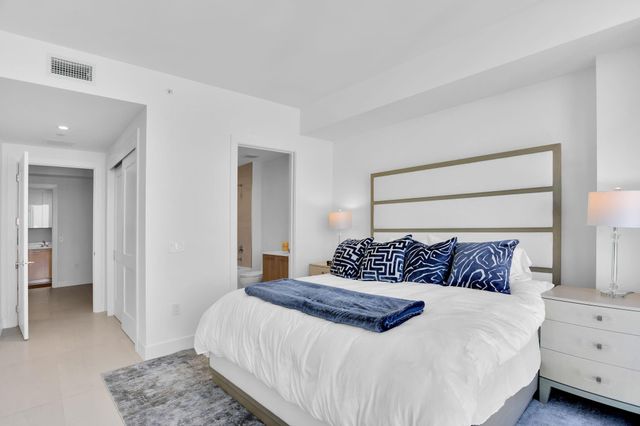 153 N Seabreeze Boulevard 2205-S, Fort Lauderdale, FL 33304