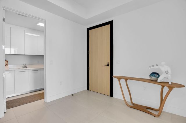 153 N Seabreeze Boulevard 2205-S, Fort Lauderdale, FL 33304