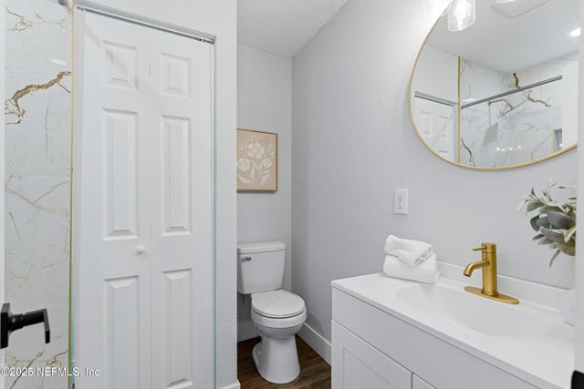 140 E 45TH Street, Jacksonville, FL 32208