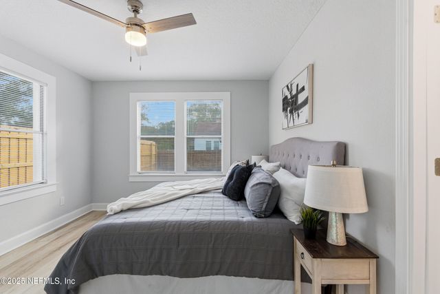 140 E 45TH Street, Jacksonville, FL 32208