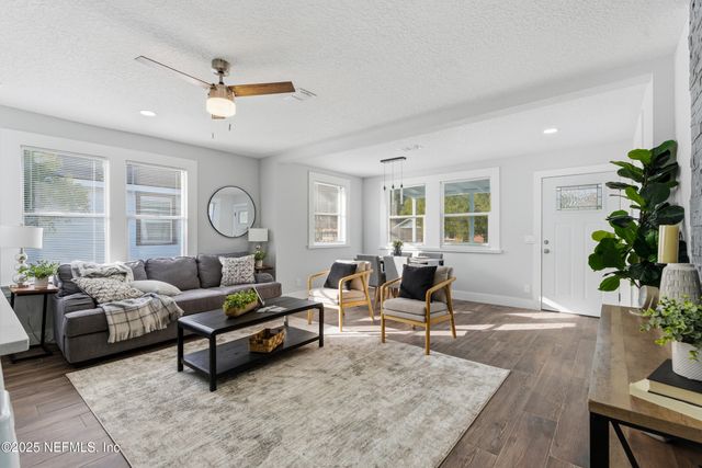 140 E 45TH Street, Jacksonville, FL 32208