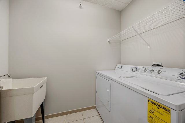 5105 Madison Street 306, Skokie, IL 60077