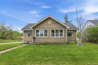 237 S Chocolay Avenue, Clawson, MI 48017