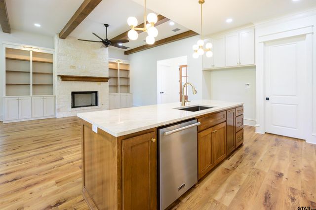 12334 Harlon, Flint, TX 75762