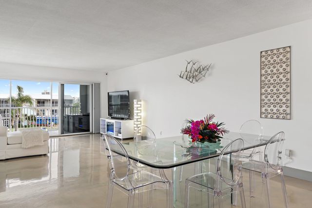 100 Waterway Road E305, Tequesta, FL 33469