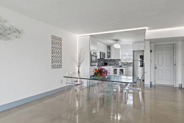 100 Waterway Road E305, Tequesta, FL 33469