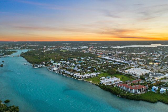 100 Waterway Road E305, Tequesta, FL 33469