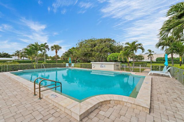 100 Waterway Road E305, Tequesta, FL 33469