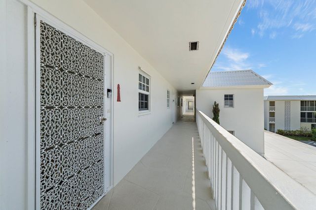 100 Waterway Road E305, Tequesta, FL 33469