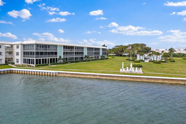 100 Waterway Road E305, Tequesta, FL 33469