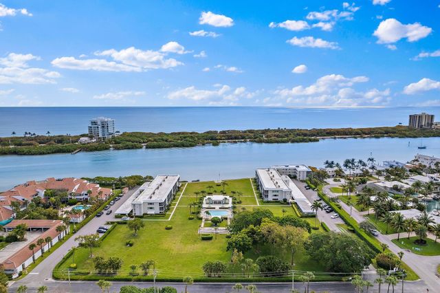 100 Waterway Road E305, Tequesta, FL 33469