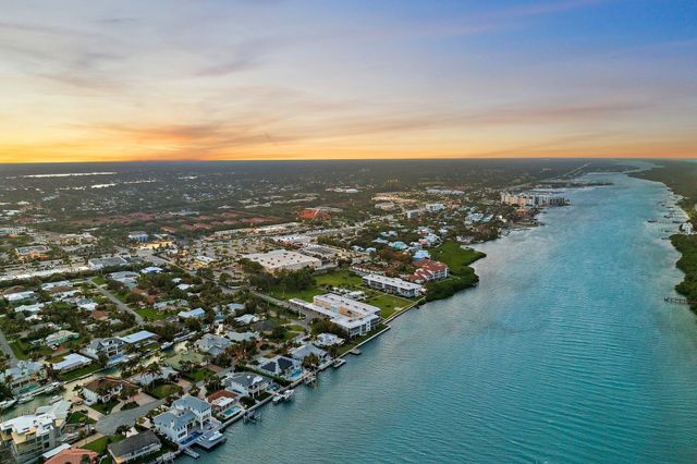 100 Waterway Road E305, Tequesta, FL 33469