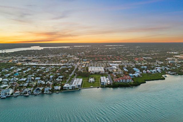 100 Waterway Road E305, Tequesta, FL 33469