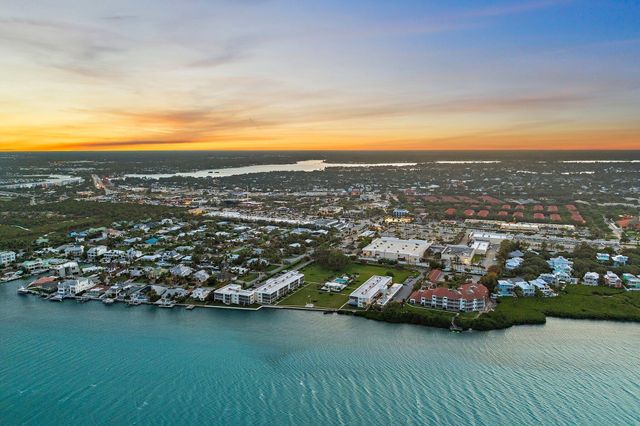 100 Waterway Road E305, Tequesta, FL 33469