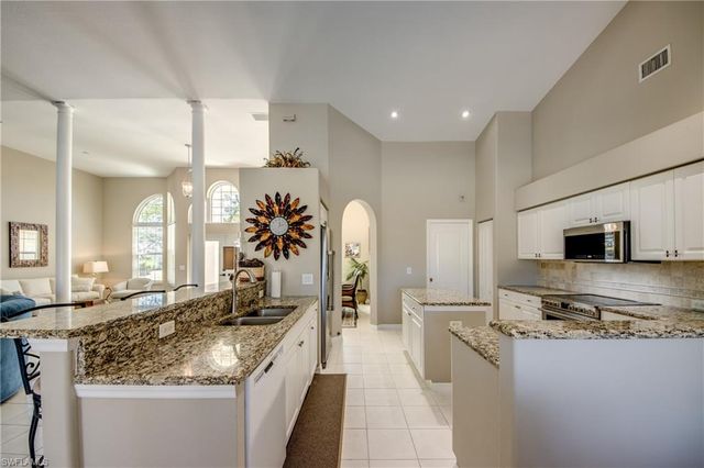 417 SE 13th ST, Cape Coral, FL 33990