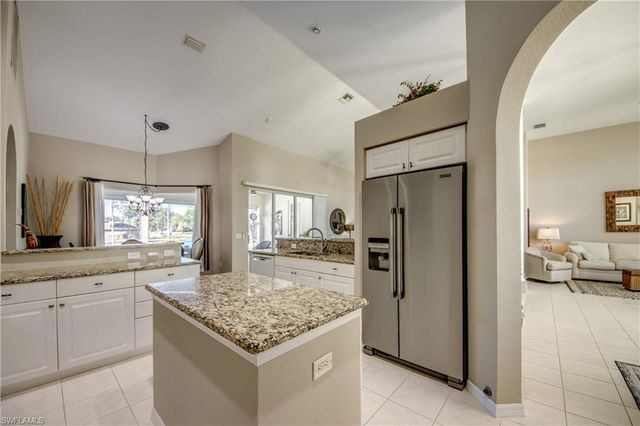 417 SE 13th ST, Cape Coral, FL 33990