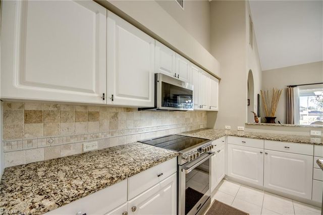 417 SE 13th ST, Cape Coral, FL 33990