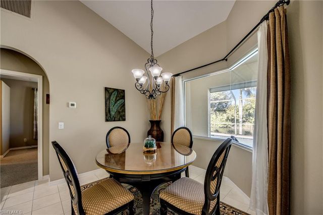 417 SE 13th ST, Cape Coral, FL 33990