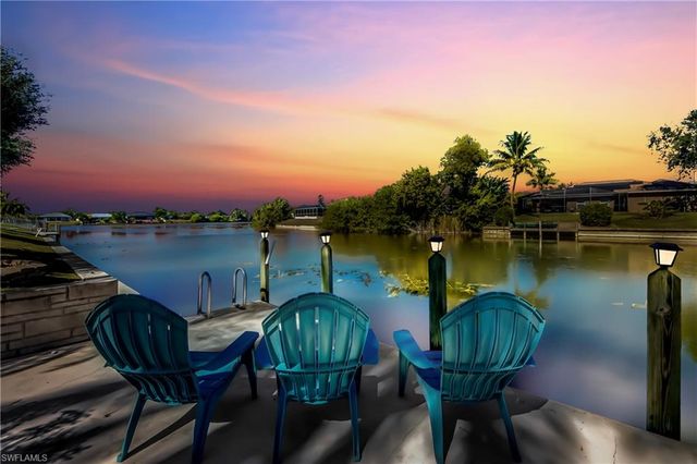 417 SE 13th ST, Cape Coral, FL 33990