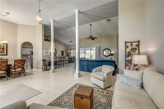 417 SE 13th ST, Cape Coral, FL 33990