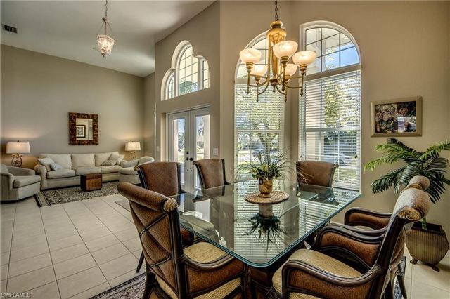 417 SE 13th ST, Cape Coral, FL 33990