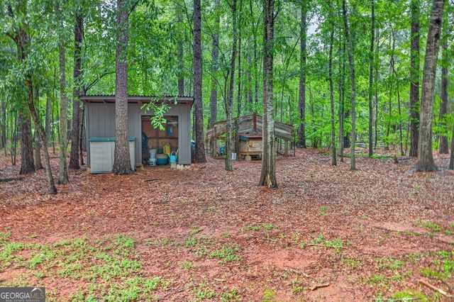 130 Creek Drive, Locust Grove, GA 30248