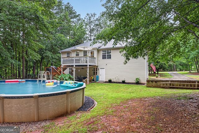 130 Creek Drive, Locust Grove, GA 30248