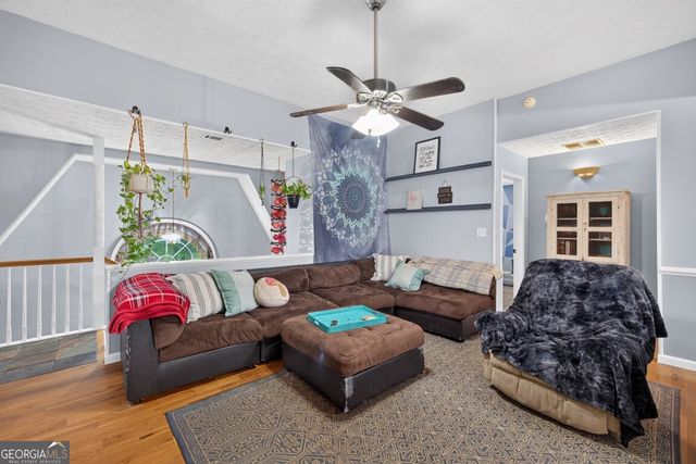 130 Creek Drive, Locust Grove, GA 30248