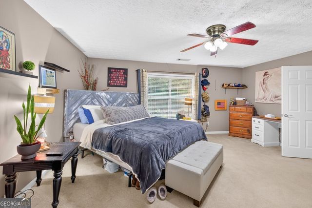 130 Creek Drive, Locust Grove, GA 30248