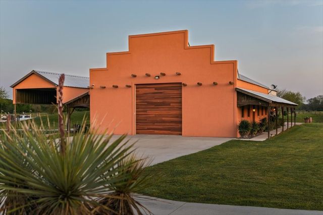 12261 Madison Lane, Justin, TX 76247