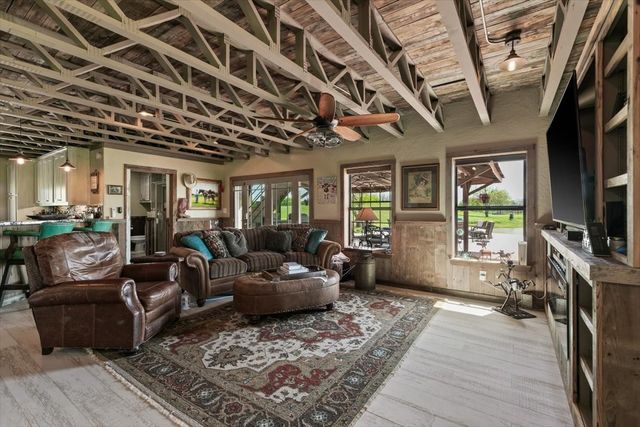 12261 Madison Lane, Justin, TX 76247