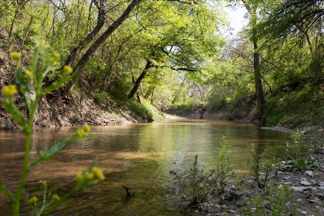 12261 Madison Lane, Justin, TX 76247