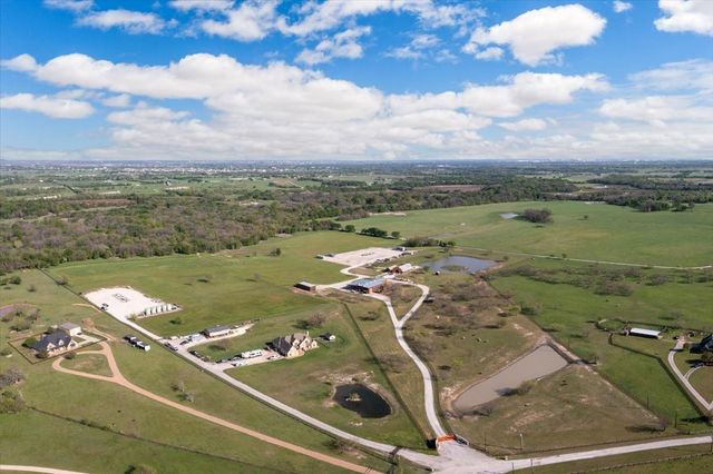 12261 Madison Lane, Justin, TX 76247