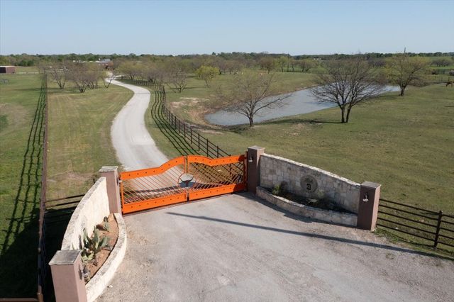 12261 Madison Lane, Justin, TX 76247