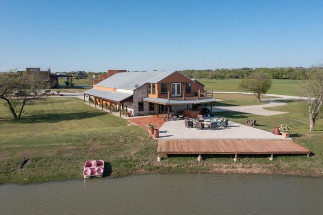12261 Madison Lane, Justin, TX 76247