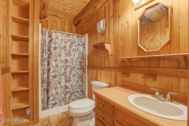 14254 Rutherford Rd, Yakima, WA 98903