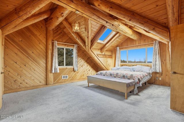 14254 Rutherford Rd, Yakima, WA 98903