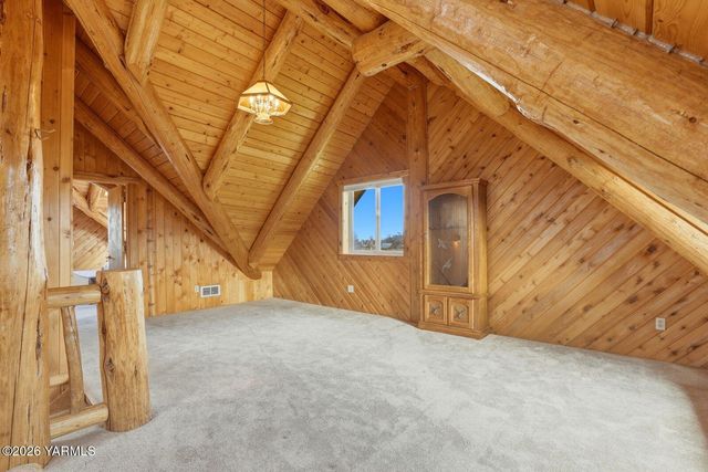 14254 Rutherford Rd, Yakima, WA 98903