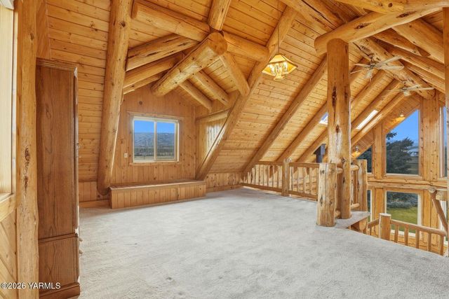 14254 Rutherford Rd, Yakima, WA 98903