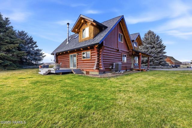 14254 Rutherford Rd, Yakima, WA 98903