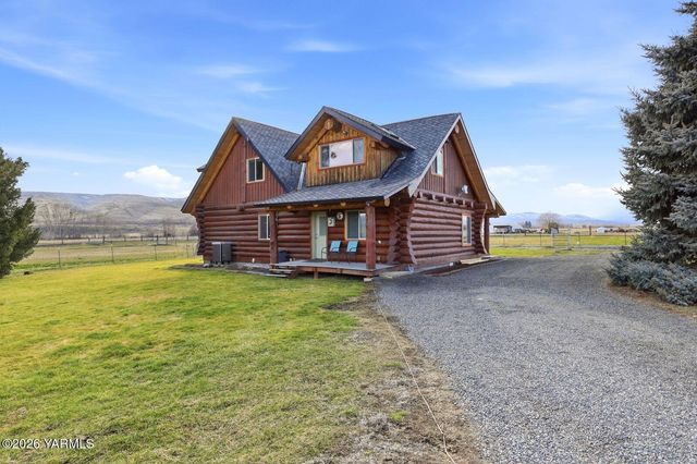 14254 Rutherford Rd, Yakima, WA 98903