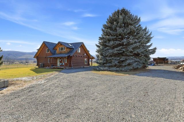 14254 Rutherford Rd, Yakima, WA 98903